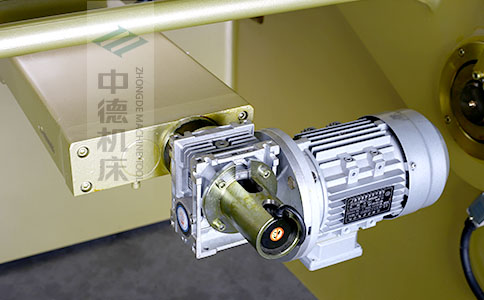 ZDS-832后檔料減速電機(jī),質(zhì)量好,模擬運(yùn)算定位速度快.jpg ZDS-832后檔料減速電機(jī),質(zhì)量好,模擬運(yùn)算定位速度快.jpg