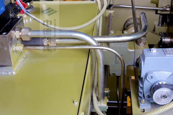 ZDP-4022全金屬管套連接,高溫不膨脹,可長(zhǎng)期保證精度.jpg ZDP-4022全金屬管套連接,高溫不膨脹,可長(zhǎng)期保證精度.jpg