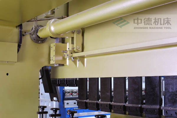 ZDPK-10032配有中德公司最新型扭軸同步裝置,強(qiáng)度高,能調(diào)節(jié),專利技術(shù) ZDPK-10032配有中德公司最新型扭軸同步裝置,強(qiáng)度高,能調(diào)節(jié),專利技術(shù)