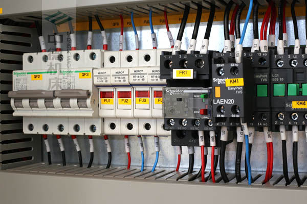 ZDPE10025采用法國進口正品施耐德元氣件,穩定耐用壽命長.jpg ZDPE10025采用法國進口正品施耐德元氣件,穩定耐用壽命長.jpg